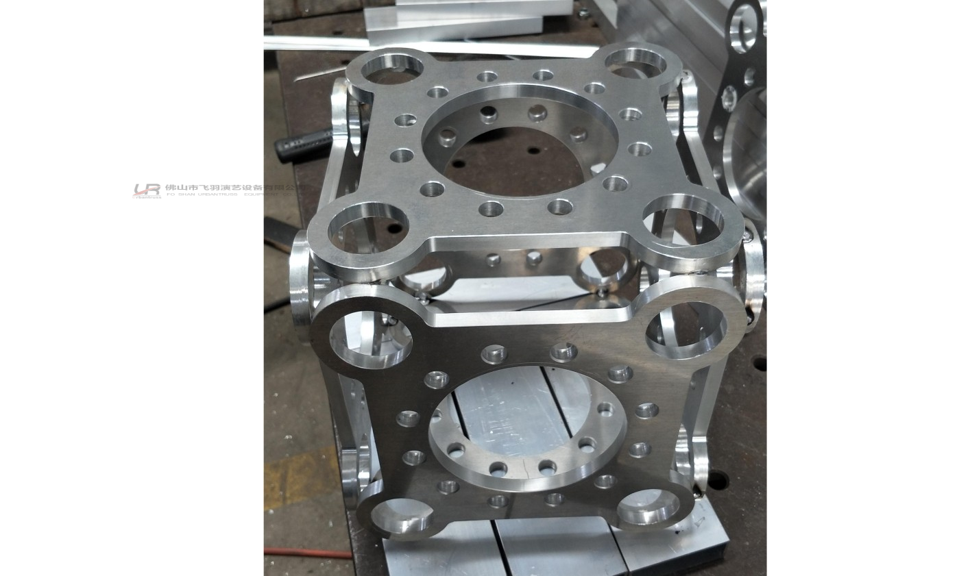 螺丝连接四边架-UR-QSB238