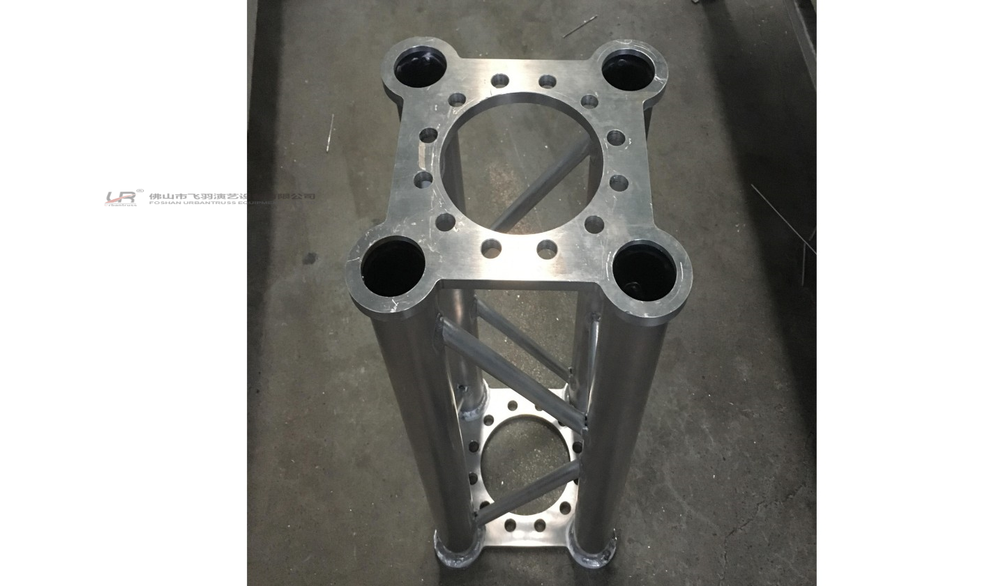 Square Truss UR-QSB238